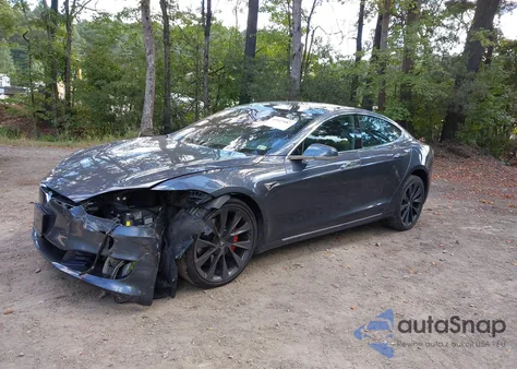 2018 Tesla Model S 100D/75D/P100D из США, поврежденный, VIN 5YJSA1E47JF258543